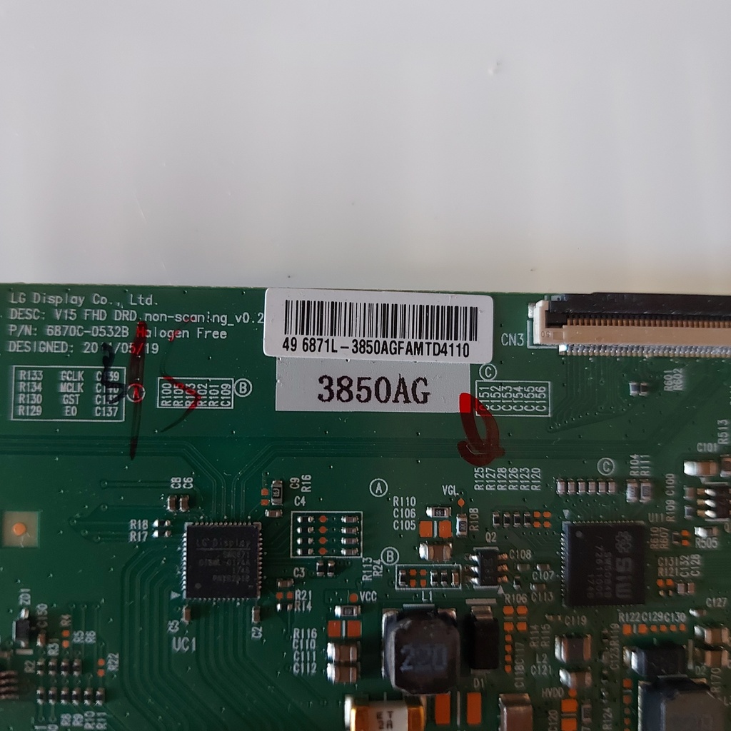 Pièce pour tv CARTE T-COM 6870C-0532B
