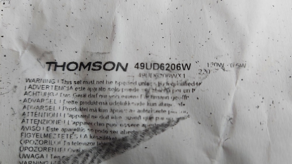 THOMSON 49UD6206W 2 PIEDS AVEC 4 VIS AVANT DEMONTAGE