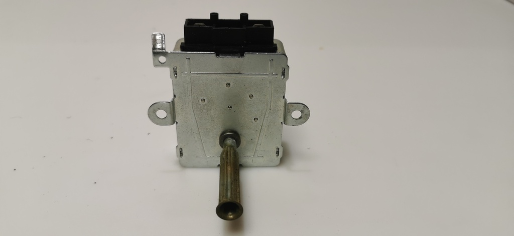 WHIRLPOOL TYPE FXTP6 MOD AKZM 751-IX MOTEUR TOURNE-BROCHE