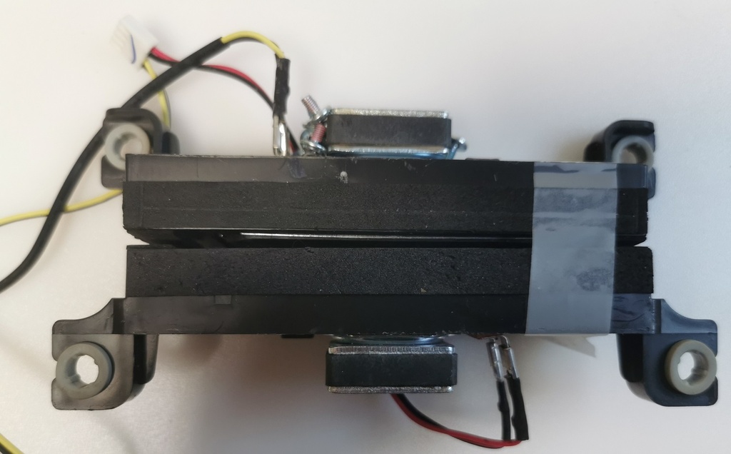 SAMSUNG UE32EH4003 – Paire de haut-parleurs