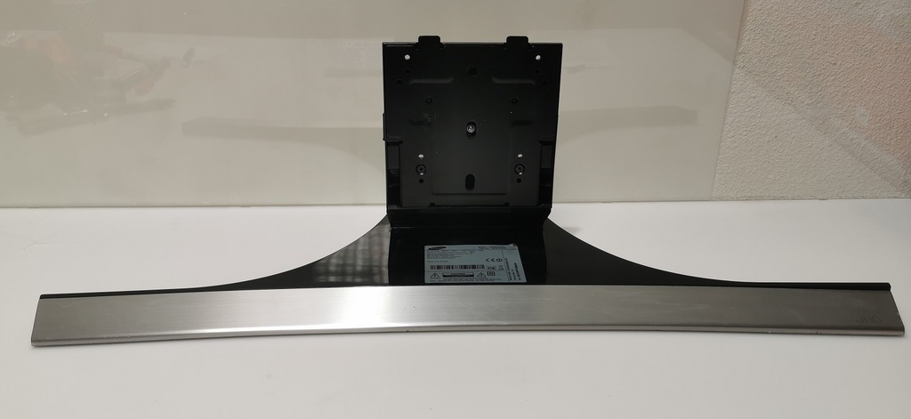 SAMSUNG UE65HU8200K – PIED SUPPORT TELEVISION