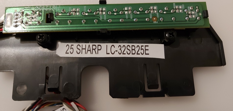 SHARP LC32SB25E – BOUTON OFF IR