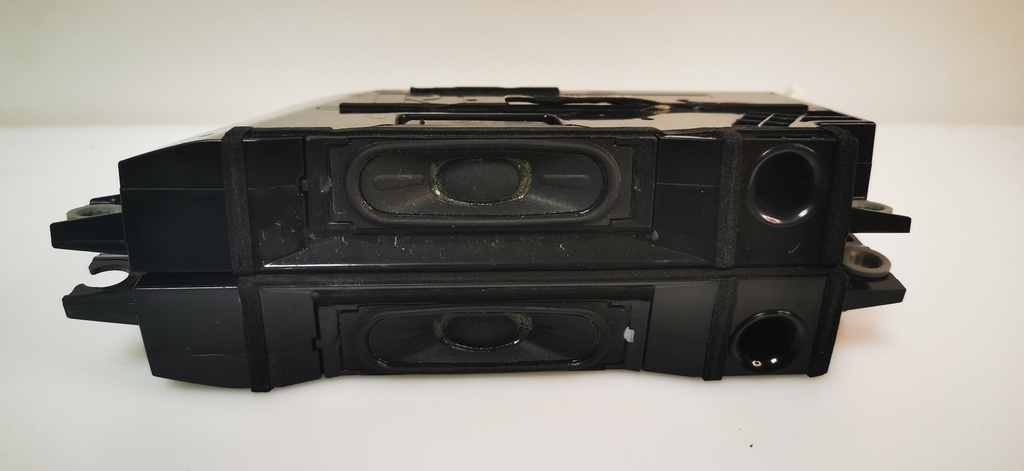 Sony KD-49XF9005 – Paire de haut-parleurs