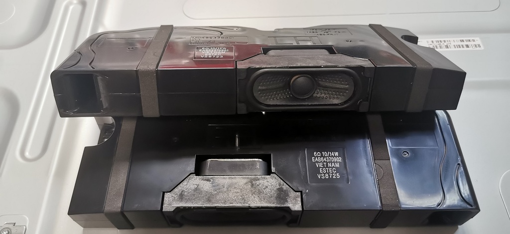 LG 65UK6750PLD – Paire de haut-parleurs