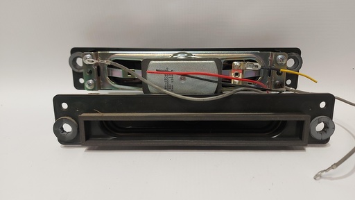 [58--] TOSHIBA 42XV565D – Paire de haut-parleurs