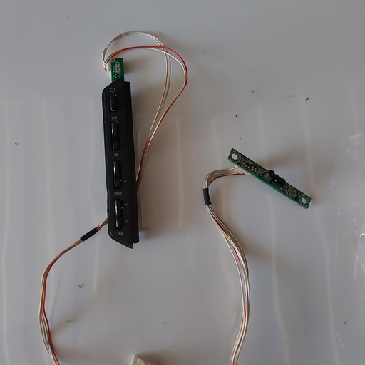 [0014--] TCL L32E3003 – BOUTON OFF ON & LVS